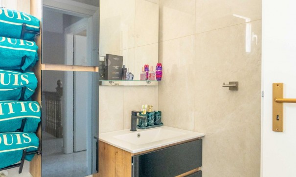 Sale - Detached Villa -
Orihuela Costa - Punta Prima