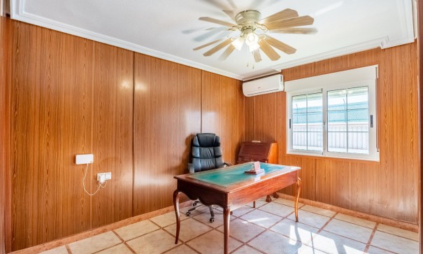 Sale - Detached Villa -
Torrevieja - El chaparral