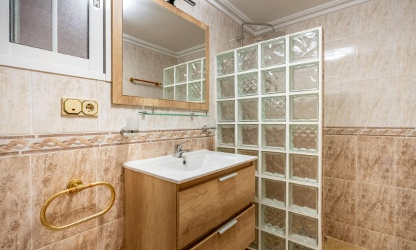 Sale - Detached Villa -
Torrevieja - El chaparral