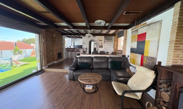 Sale - Detached Villa -
Orihuela Costa