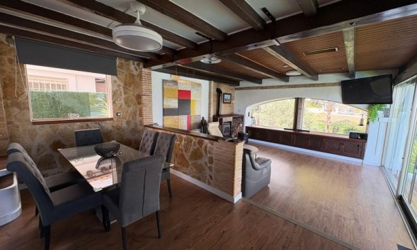 Sale - Detached Villa -
Orihuela Costa