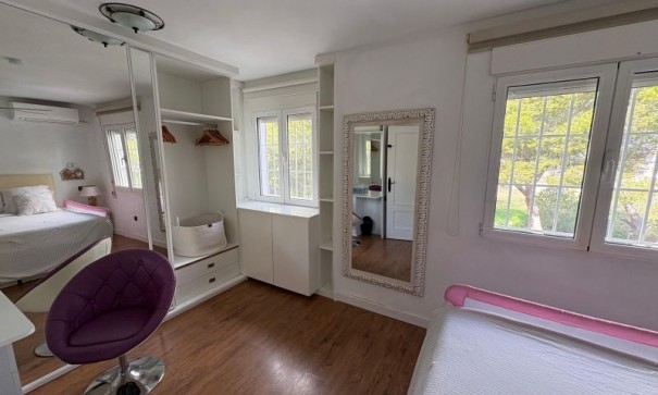 Sale - Detached Villa -
Orihuela Costa