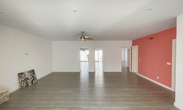 Sale - Villa -
Torrevieja