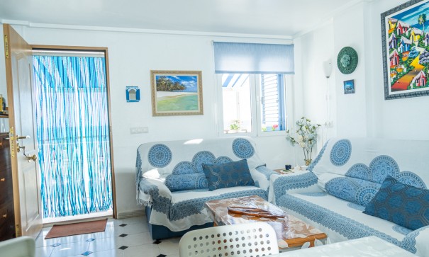 Sale - Apartment Flat -
Mil Palmeras - Beach