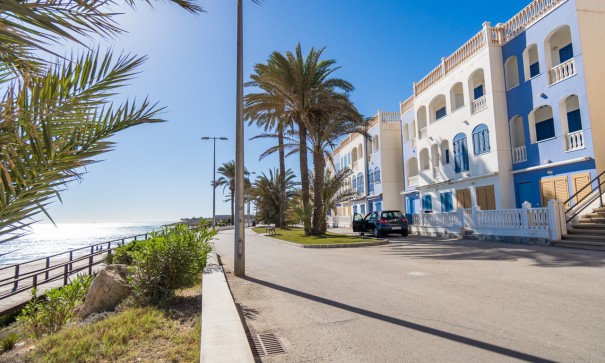 Sale - Apartment Flat -
Mil Palmeras - Beach