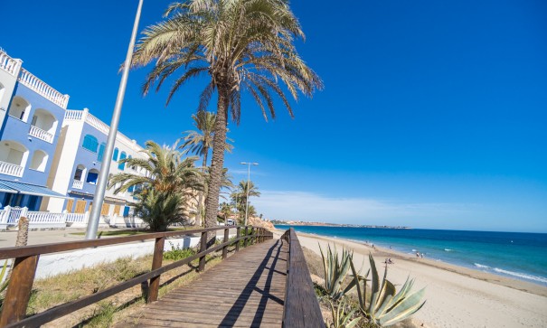Sale - Apartment Flat -
Mil Palmeras - Beach