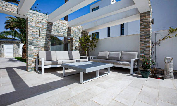 Återförsäljning - Fristående villa -
La Zenia