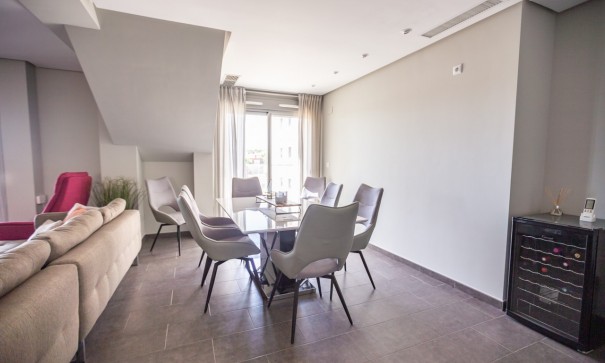 Venta - Apartamento piso -
Villamartín - Villamartin