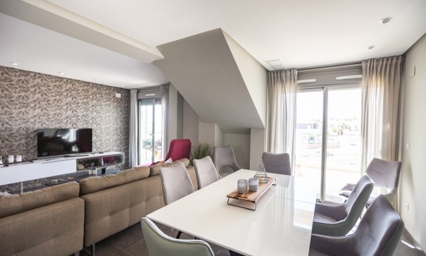 Venta - Apartamento piso -
Villamartín - Villamartin