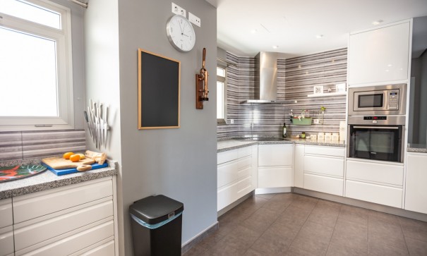 Venta - Apartamento piso -
Villamartín - Villamartin