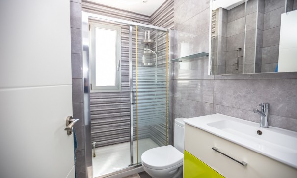 Venta - Apartamento piso -
Villamartín - Villamartin