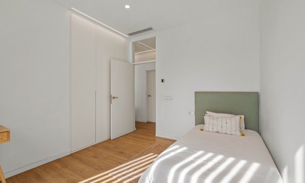 Videresalg - Fritliggende villa -
Finestrat