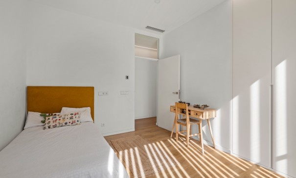 Videresalg - Fritliggende villa -
Finestrat