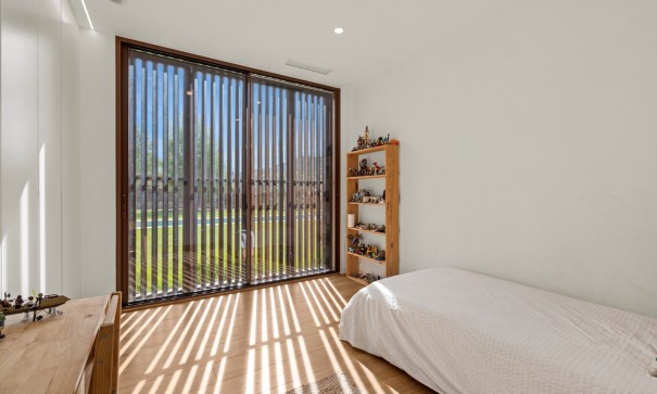 Videresalg - Fritliggende villa -
Finestrat