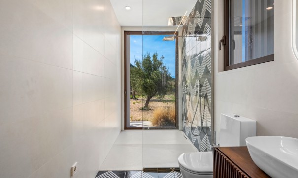 Videresalg - Fritliggende villa -
Finestrat