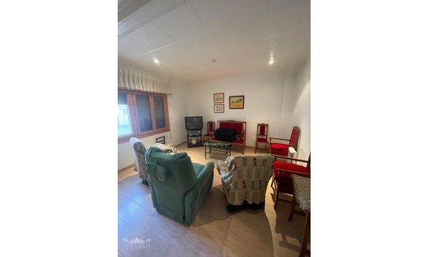 Sprzedaż - Dom miejski -
Pinoso - Pinoso Alicante