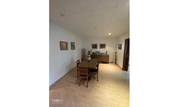 Sprzedaż - Dom miejski -
Pinoso - Pinoso Alicante