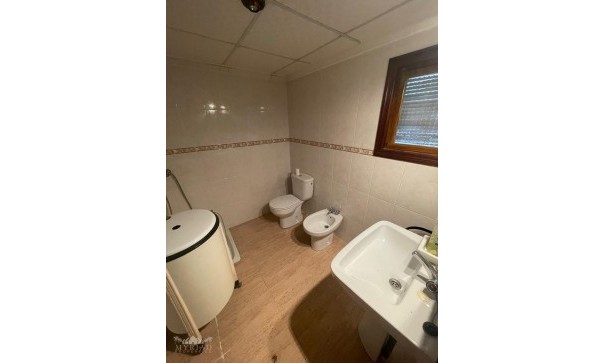 Sprzedaż - Dom miejski -
Pinoso - Pinoso Alicante