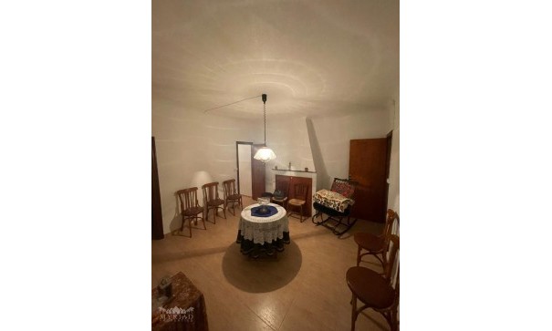 Sprzedaż - Dom miejski -
Pinoso - Pinoso Alicante