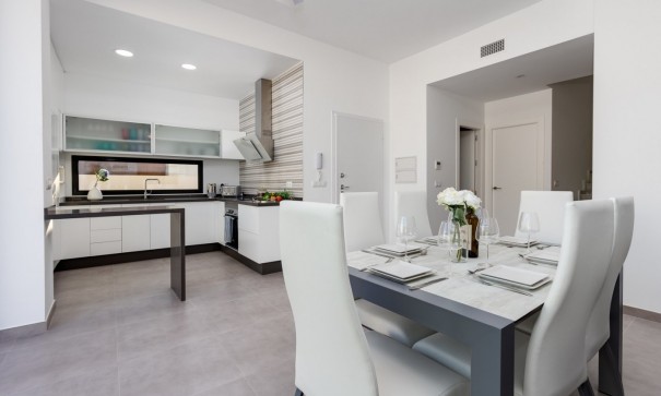 Nowa konstrukcja - Willa wolnostojąca -
Pilar de la Horadada - pueblo