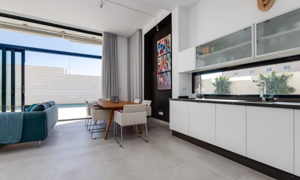 Nowa konstrukcja - Willa wolnostojąca -
Pilar de la Horadada - pueblo