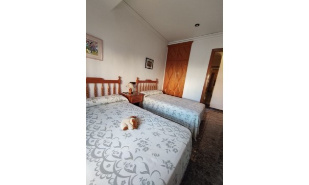 Revente - Maison de ville -
Hondón de los Fráiles