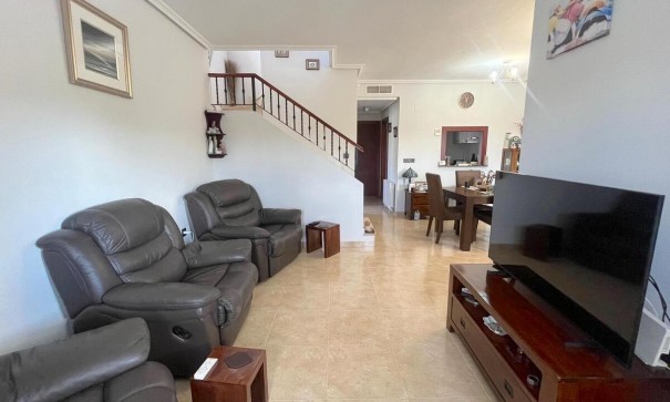 Venta - Chalet Independiente -
Algorfa