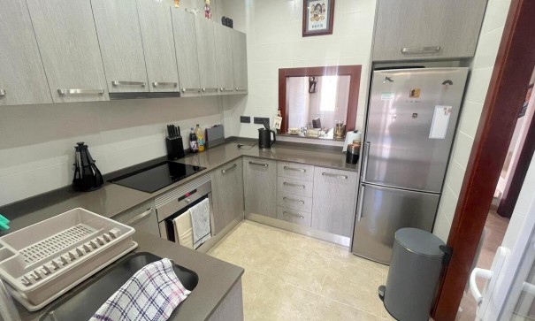 Venta - Chalet Independiente -
Algorfa