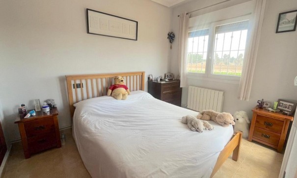 Venta - Chalet Independiente -
Algorfa