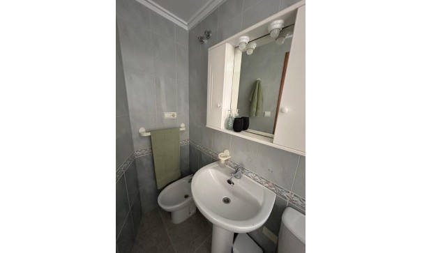 Återförsäljning - Lägenhet lägenhet -
Torrevieja - Playa Los Locos