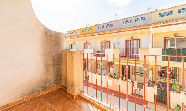 Sprzedaż - Dom miejski -
Orihuela Costa - Playa Flamenca