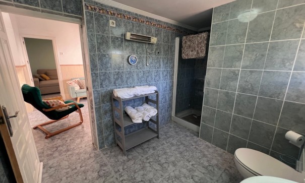 Resale - Stadthaus -
Benejúzar