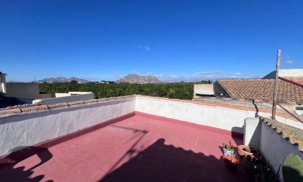 Resale - Stadthaus -
Benejúzar