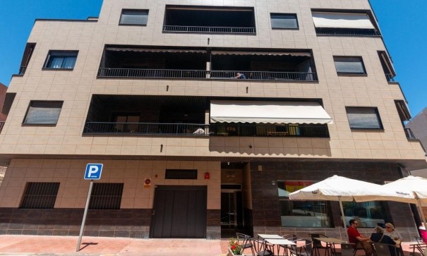 Sprzedaż - Apartament mieszkanie -
La Mata - La Mata - Town