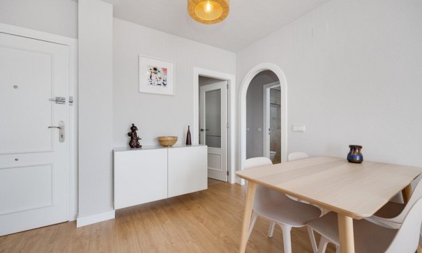 Återförsäljning - Lägenhet lägenhet -
Orihuela Costa - Campoamor