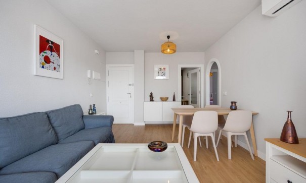 Återförsäljning - Lägenhet lägenhet -
Orihuela Costa - Campoamor