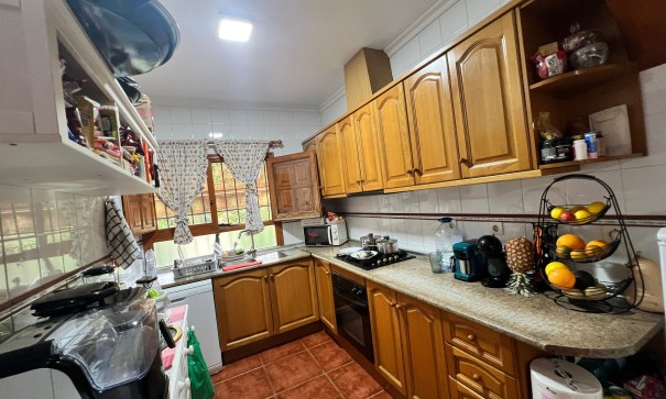 Sprzedaż - Finca nieruchomość wiejska -
Torrevieja