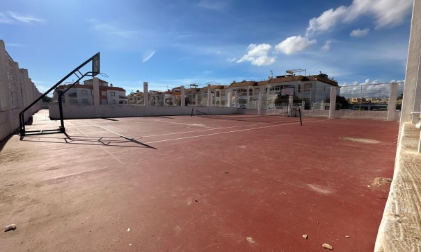 Videresalg - Lejlighed lejlighed -
Torrevieja - Torretas