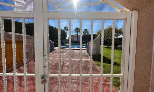 Videresalg - Lejlighed lejlighed -
Torrevieja - Torretas