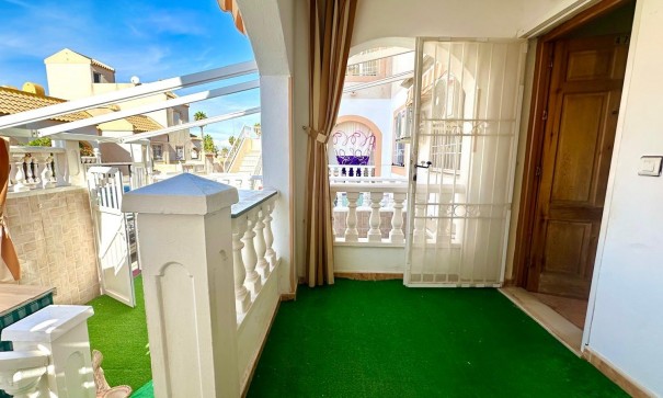 Videresalg - Lejlighed lejlighed -
Torrevieja - Torretas