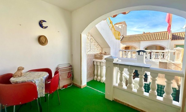 Videresalg - Lejlighed lejlighed -
Torrevieja - Torretas