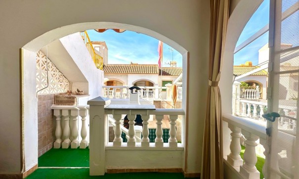 Videresalg - Lejlighed lejlighed -
Torrevieja - Torretas