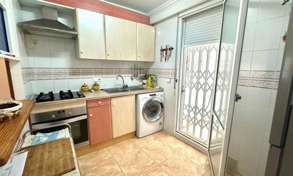 Videresalg - Lejlighed lejlighed -
Torrevieja - Torretas