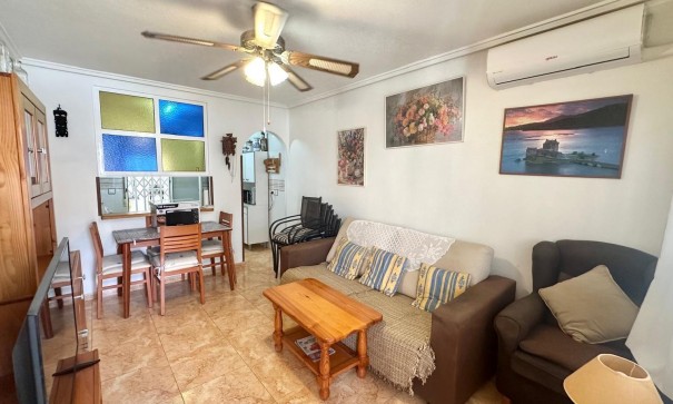 Videresalg - Lejlighed lejlighed -
Torrevieja - Torretas