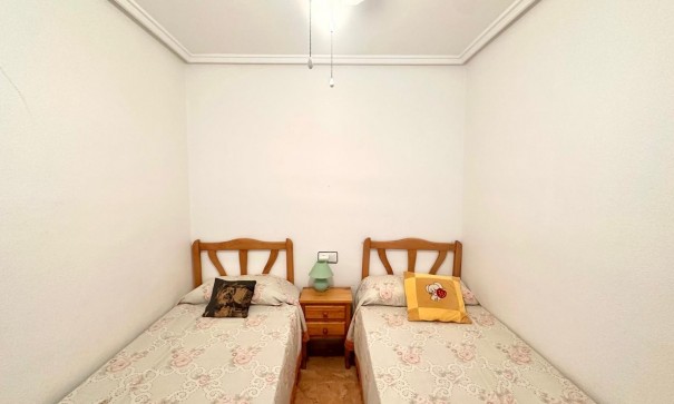 Videresalg - Lejlighed lejlighed -
Torrevieja - Torretas