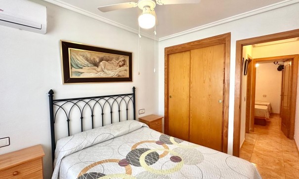 Videresalg - Lejlighed lejlighed -
Torrevieja - Torretas