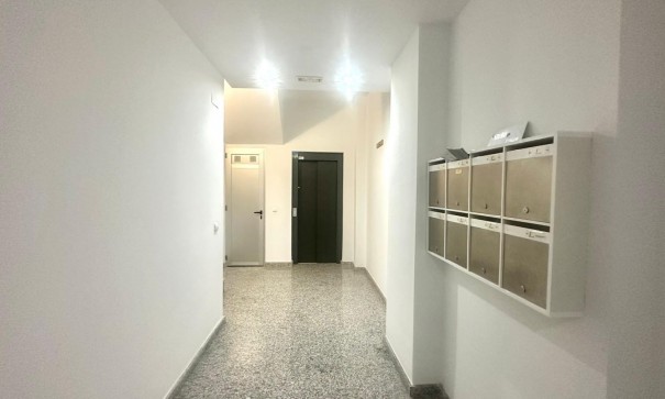 Videresalg - Lejlighed lejlighed -
Torrevieja - La Mata