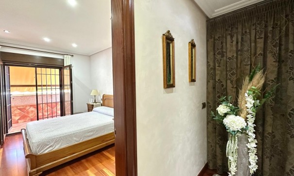 Sprzedaż - Dom miejski -
Torrevieja - La siesta