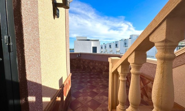 Sprzedaż - Dom miejski -
Torrevieja - La siesta