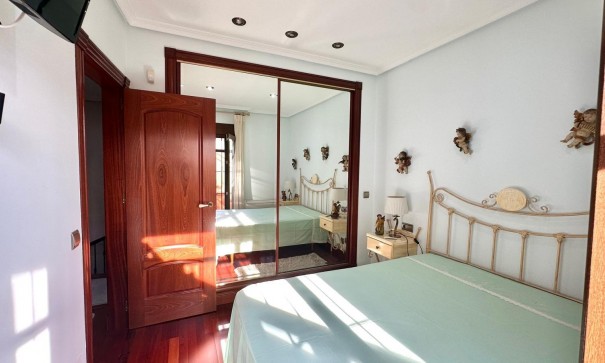 Sprzedaż - Dom miejski -
Torrevieja - La siesta